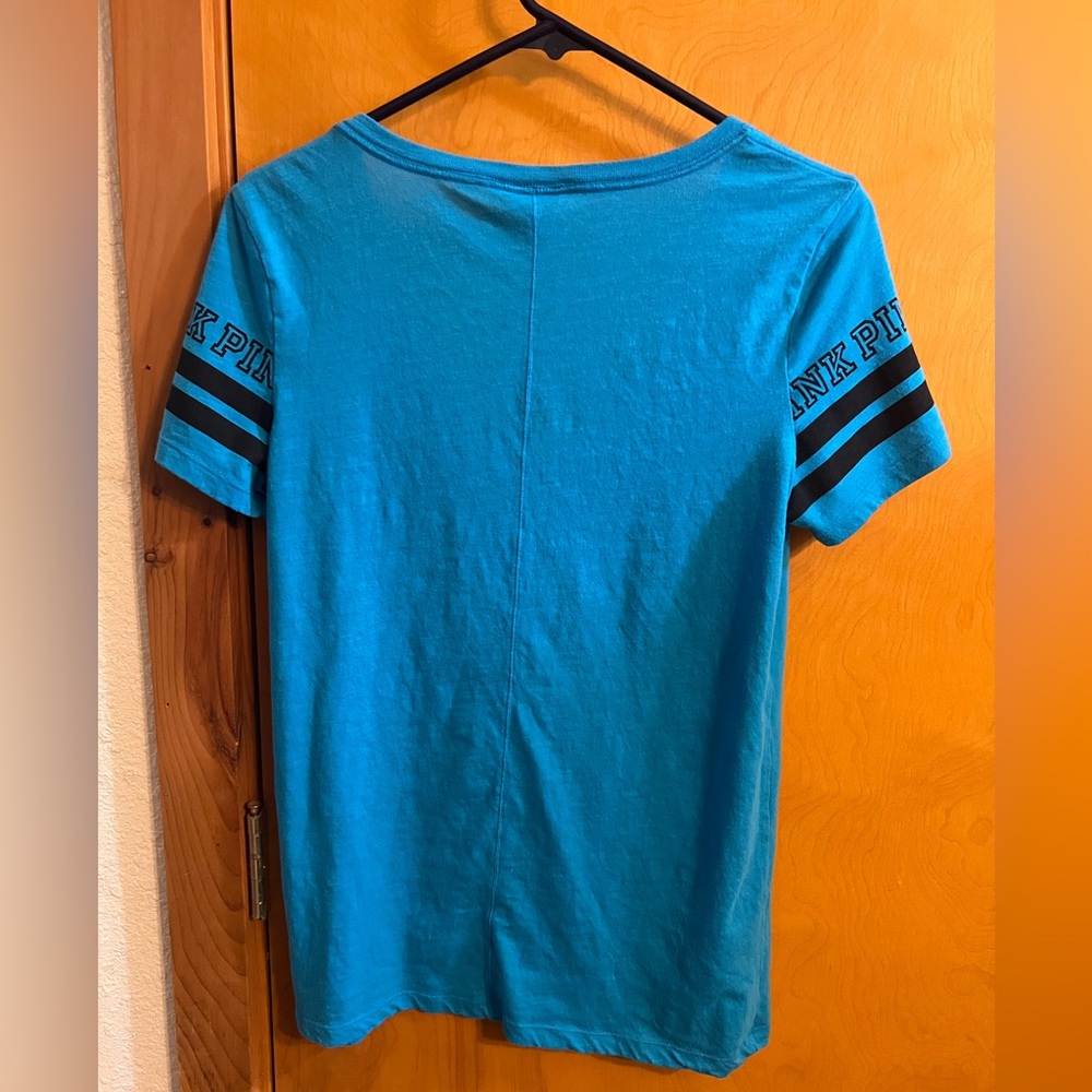 Victoria's Secret PINK, Blue V-Neck T sequins - Picture 2 of 3